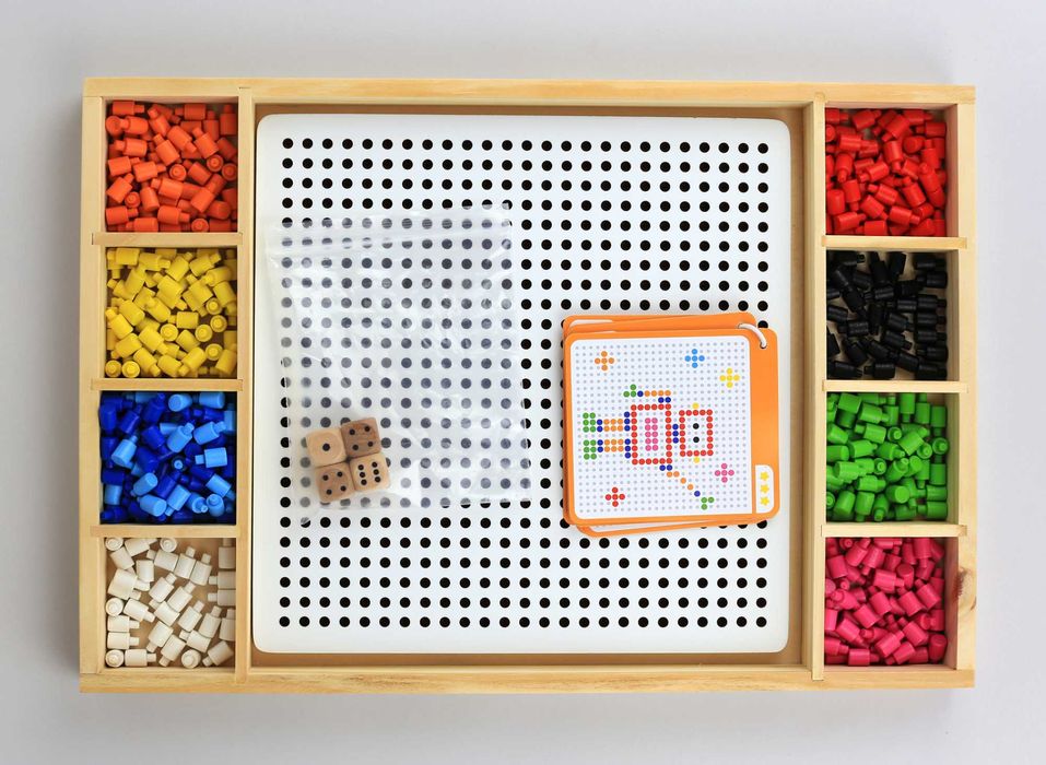 Чисто нова  "Дървена мозайка и Не се сърди човече" от Viga toys.