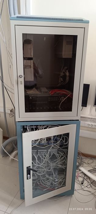 Продам серверные шкафы