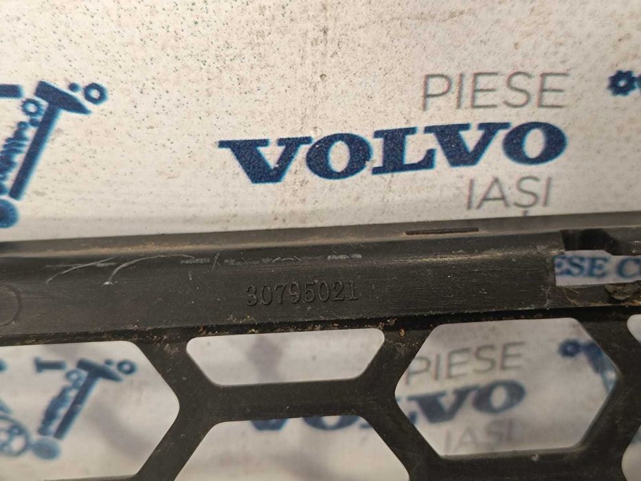 Grila bara fata model cu senzori inclusi Volvo S60 V60 2010-2013