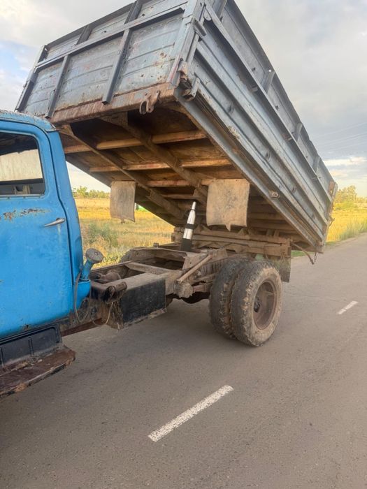 Продам грузовую Газ53