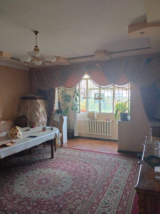 Дружба Народов, метро Ешлик  4-х комнатная кв/ра, 95м2