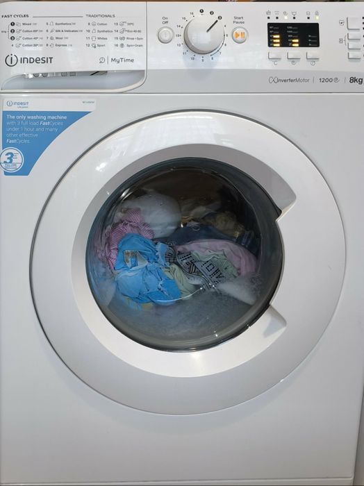 Indesit пералня, напълно функционираща