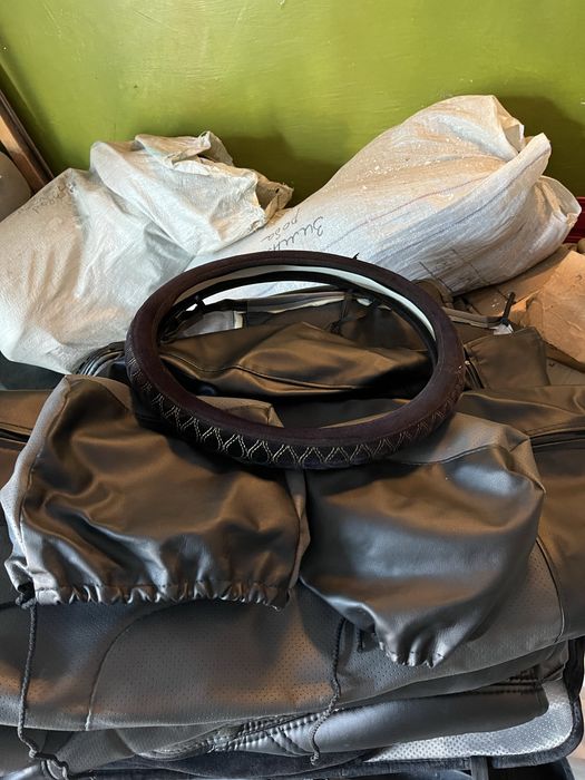 Чехлы универсальные из экокожи