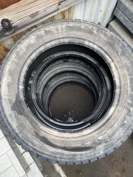 Продам зимные шины 185/65R15