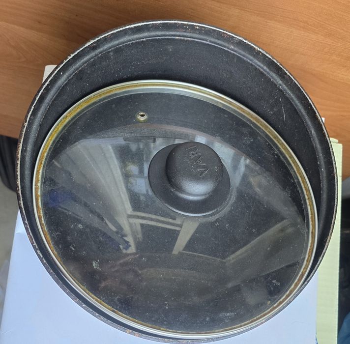 Сковородки разные. От 3500т до 1000т