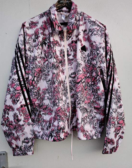 Adidas уникална оригинална дамска горница тип ветровка Л/ Хл размер