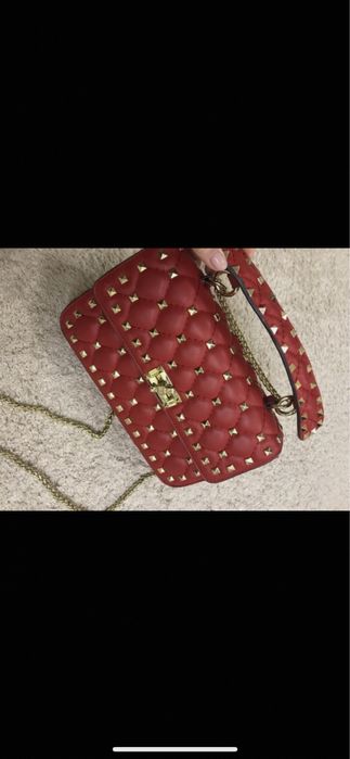Сумочка  красная
