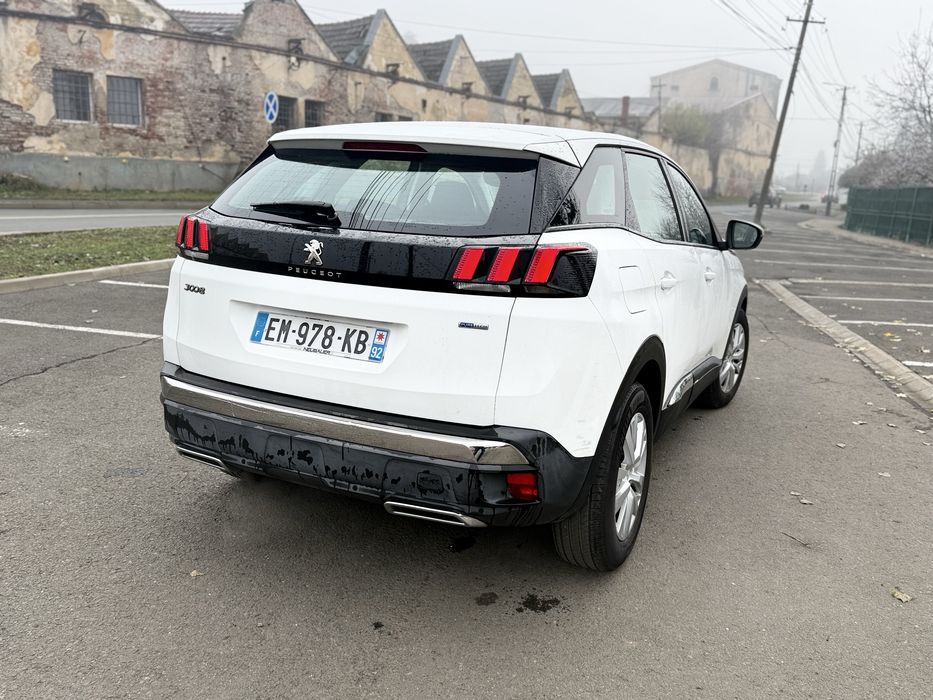 Peugeot 3008 1.2 pureTec