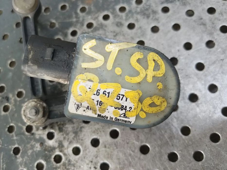 senzor balast stanga spate audi q7 4l 7l6616571