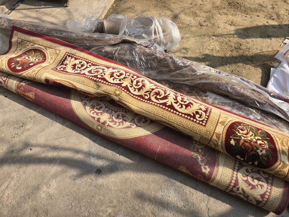 Gilamla , yahwi xolatta, yuvilgan. Top toza. 4 /5 gilamla