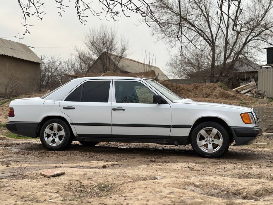 мерс 124 автомат