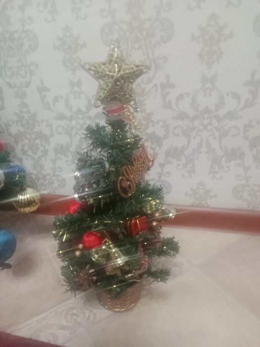 Искуственнаая ёлка