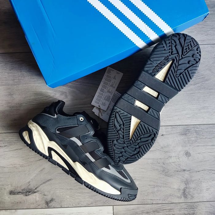 Adidas  Niteball