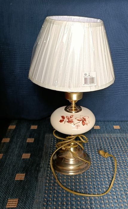 Veioză vintage cu abajur nou