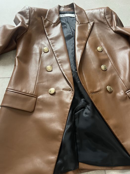 Кафяво кожено сако Zara