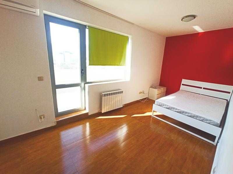 Дава се под наем Четиристаен апартамент в София, Младост 3 - 333 кв.м за 1100 € - Снимка #2