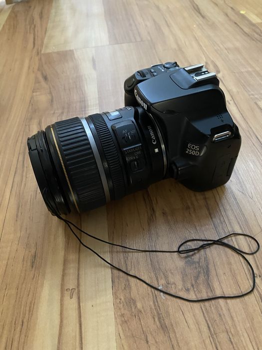Фотоаппарат canon eos 250d