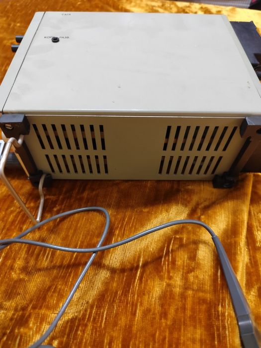 Продавам осциллоскоп