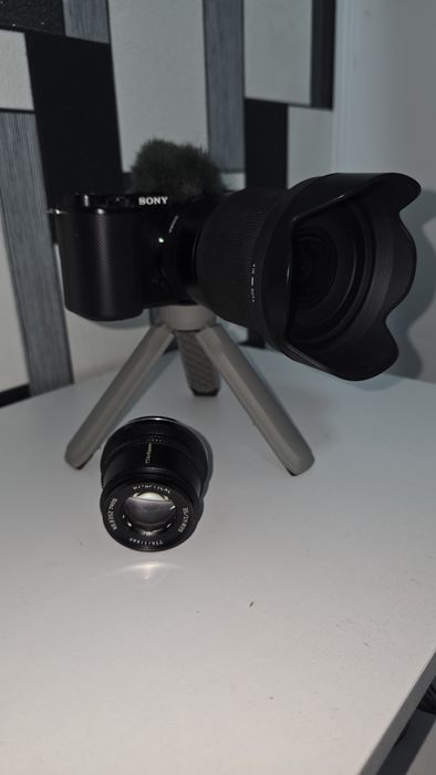Sony ZV-E10 + Sigma 16mm f/1.4 + TTArtisan 35mm f/1.