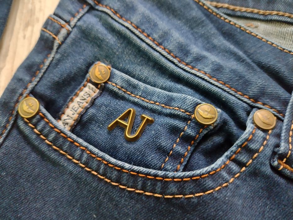 Дамски дънки Armani Jeans