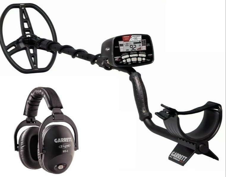 Продам металлоискатель Garrett AT Pro.
