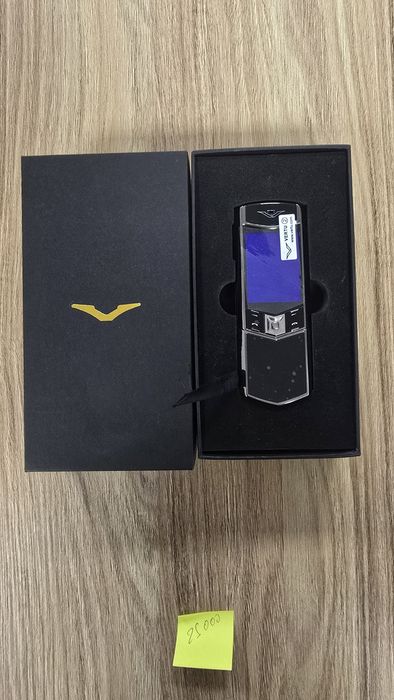 Мобильный телефон Vertu