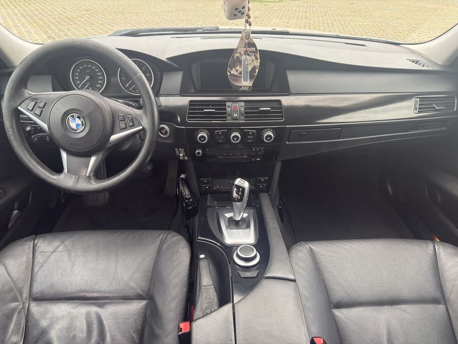 BMW 530i LCI 272cp