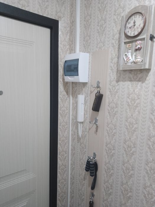 Продам 2-комнатную /Нарык-базар/