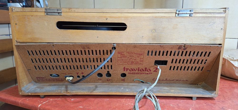 Pick-up radio Traviata 2