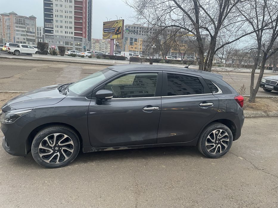 Продаю авто Suzuki Bsleno