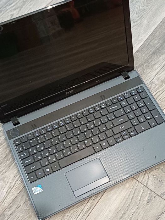 Продам ноутбук Acer 5749Z в комплектации 8Gb, i5-2430, 256Gb, Win11Pro