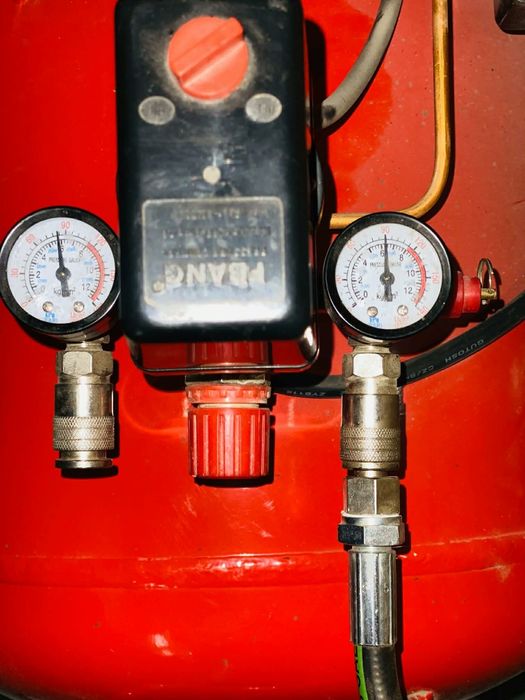 Compresor aer  200litri 380 alimentare curent