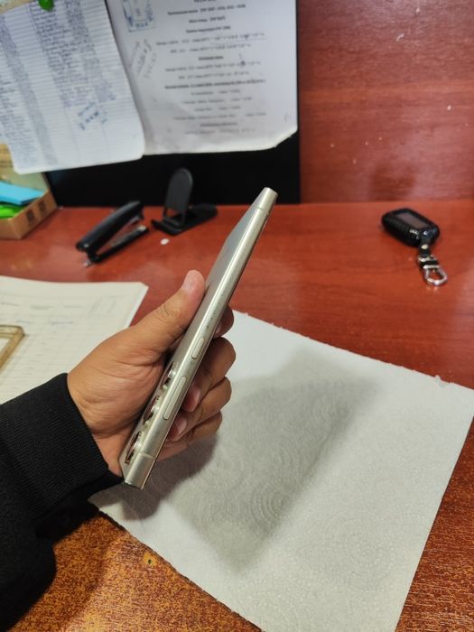 Samsung s 24 ultra vietnam  256 gb  aybi yoq