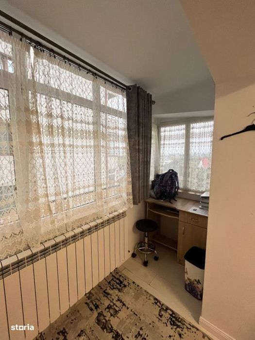 Apartament 3 camere, 80 mp, etaj 3 ,Radauti