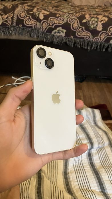 iPhone 13 продается