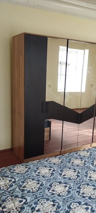 Spalniy garnitur sotiladi holati yangidek