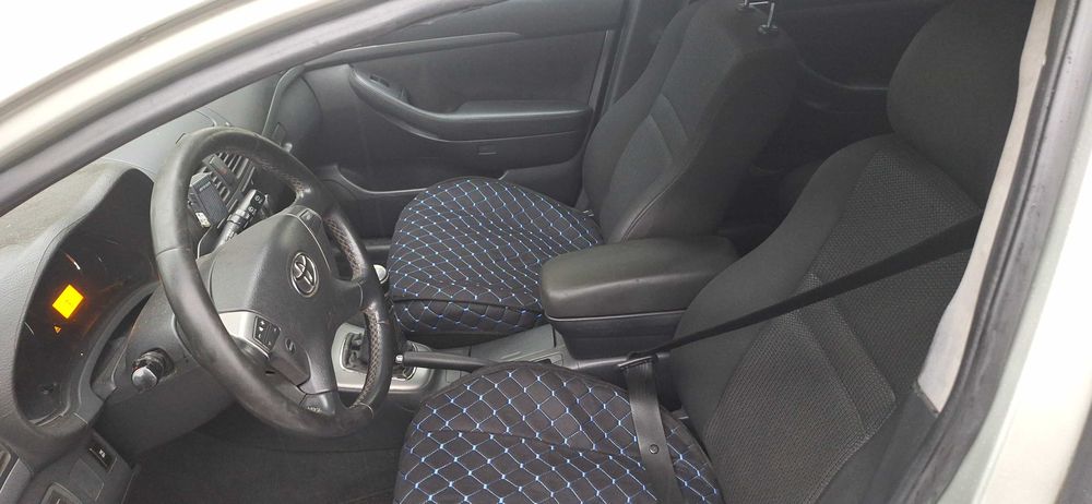 Vand Toyota Avensis