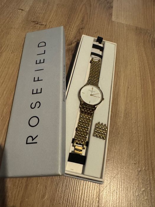 Часовник Rosefield
