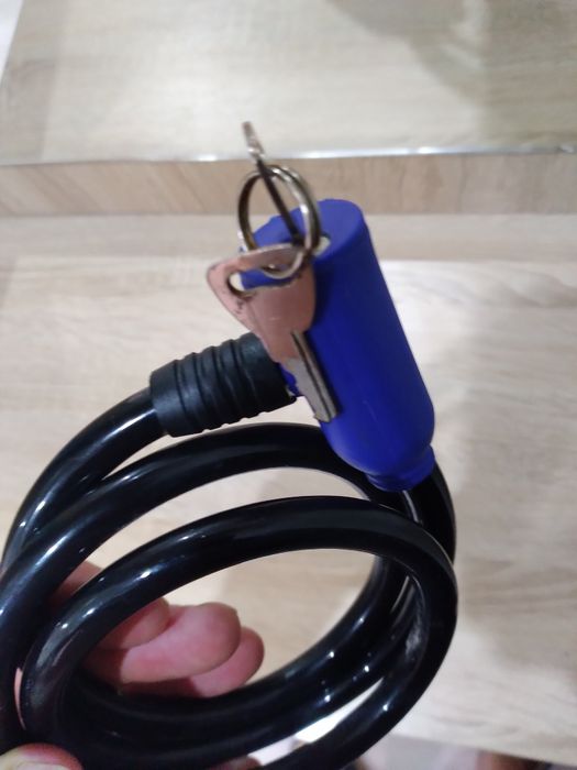 Трос противоугоный велосипеда