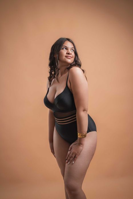 Нов цял бански със стягащ ефект размери от L до 3XL