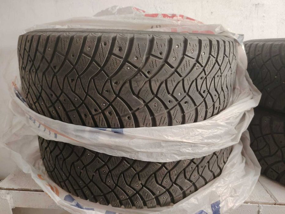 Продам шины зима и лети