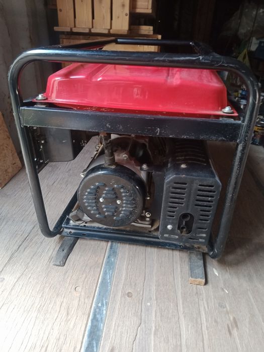 Генератор бензиновый