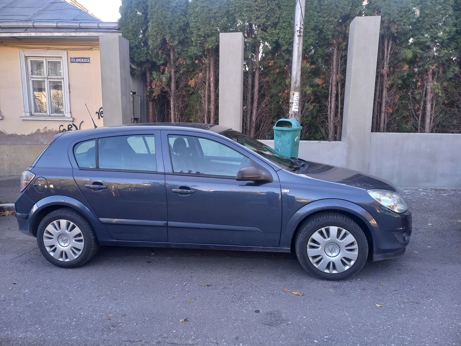 Opel Astra inmatriculata  1.4 benzina 2008 vand urgent!