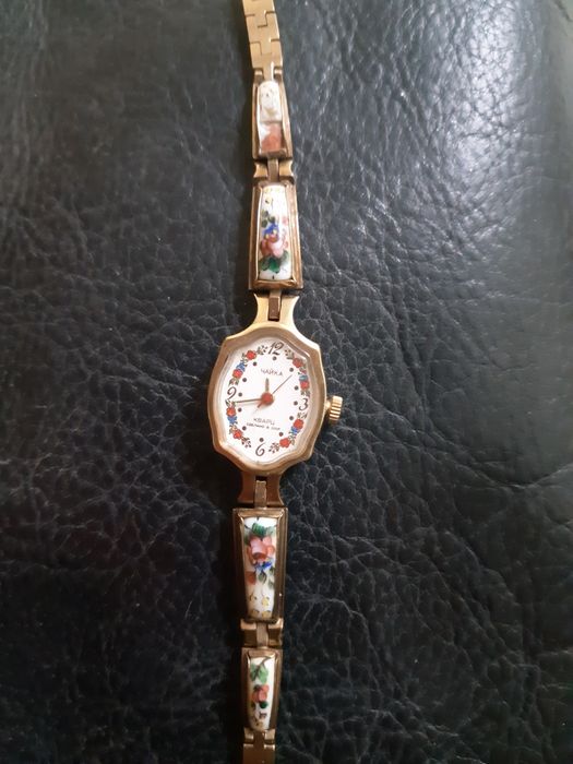 Часы  90г  70г  50г