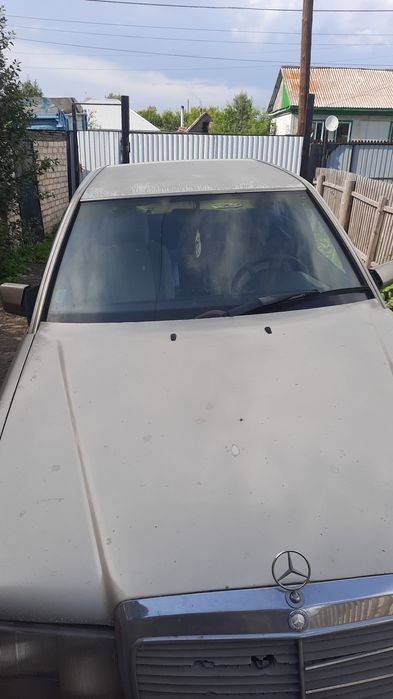 Продам машину мерседес
