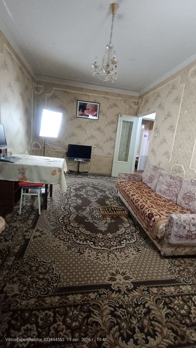 Ул. Нукуская Мирабадский район , ориентир: Капитал банк