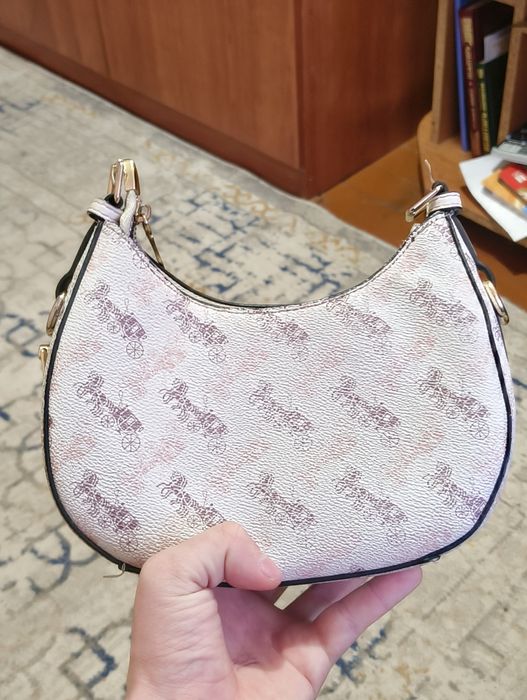 Сумка женская с ремешком