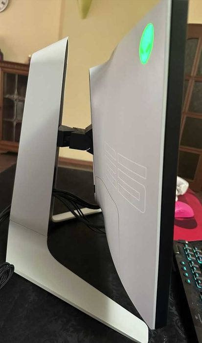 Гейминг монитор Dell Alienware AW2521HFLA – 24.5", Full HD, Fast IPS, 240Hz, 1ms, бял