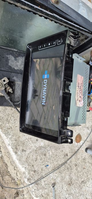 Navigatie DYNAVIN originala.