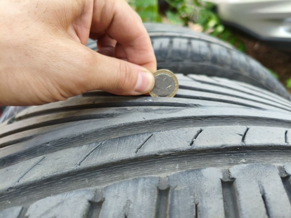 Гуми Uniroyal 235/45/18 2 броя